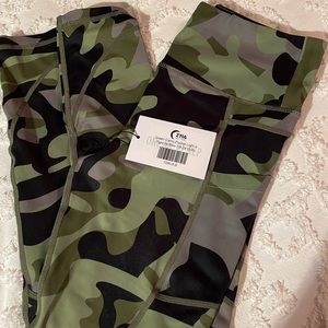 Zyia Green Camo Light n Tight